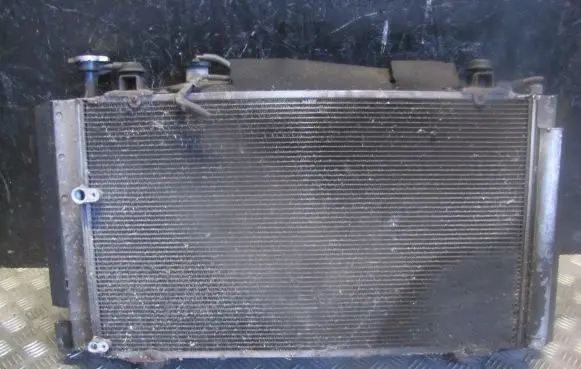 Toyota Prius (XW20) Coolant radiator 1220700410 RAD065