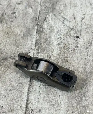 Opel Insignia B Valve rocker arm 