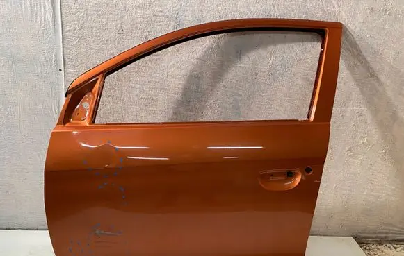 Mitsubishi Space Star Front door