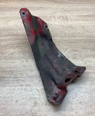 Volkswagen Golf VI Fender mounting bracket 5K6821136