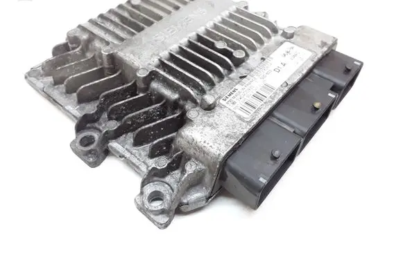 Volvo S40 Engine control unit/module 30729065A