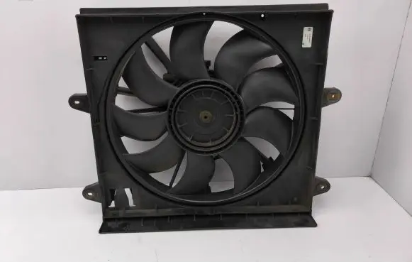 Jeep Grand Cherokee (WK) Electric radiator cooling fan 240424401