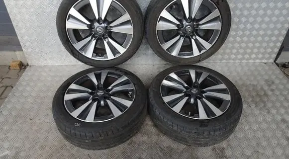 Nissan Pulsar R17 alloy rim N50701