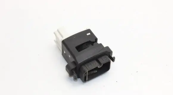 Ford Mondeo MK V Oil temperature sensor FL3H19T562A