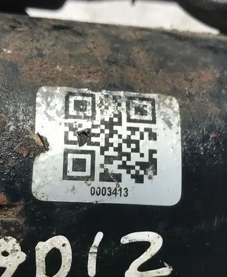 Volkswagen Golf V Starter motor 0003413