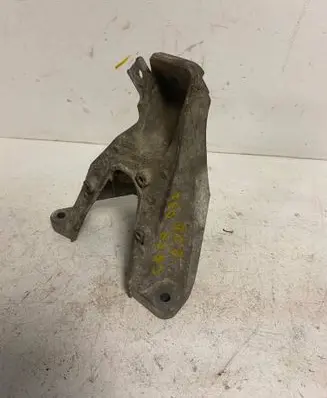 Audi A6 S6 C6 4F Engine mounting bracket 4F0199308P