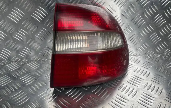 Volvo S40, V40 Rear/tail lights