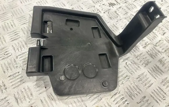 BMW 3 F30 F35 F31 (B) pillar trim (bottom) 112520