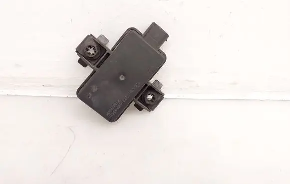 Mercedes-Benz C W205 Tire pressure control unit A0009006907