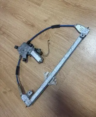 Peugeot 406 Front door window regulator with motor 9615036880