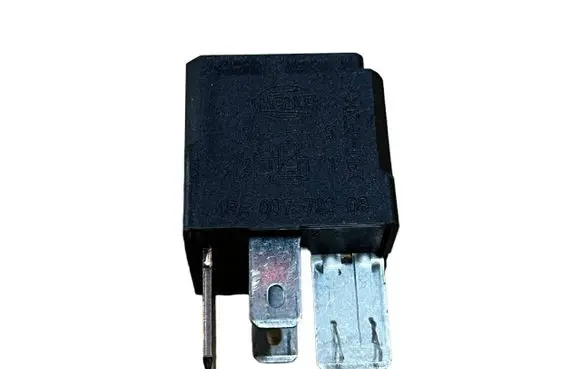 Volkswagen Touran I Other relay 7M0951253A 007793