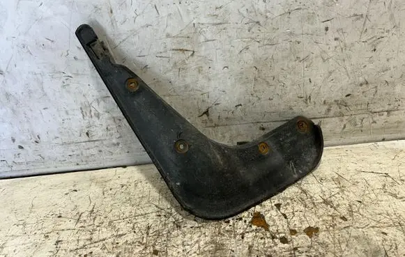 Volkswagen Golf V Front mudguard 5M0075112