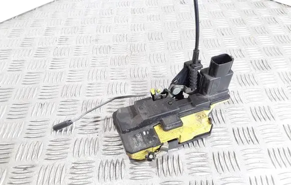Volvo XC70 Rear door lock