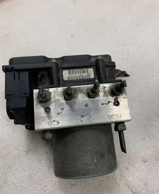 Subaru Impreza III ABS Pump 0265800703 79215 0265232081