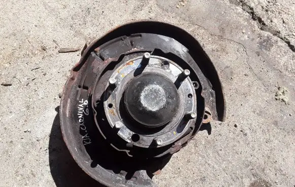 KIA Carnival Rear wheel hub 6E22