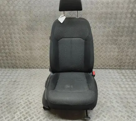Volkswagen PASSAT B7 Front passenger seat 3C8881106AL