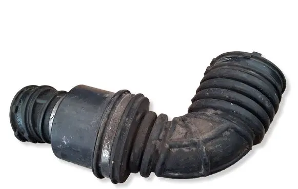 Opel Insignia A Turbo air intake inlet pipe/hose 22945619
