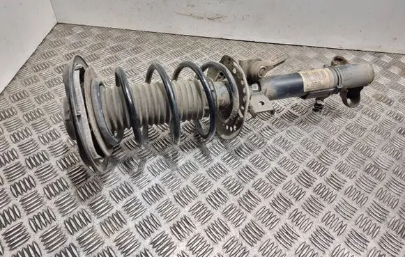 Mercedes-Benz E W212 Front shock absorber with coil spring A2123200438 801404001676 1202004380