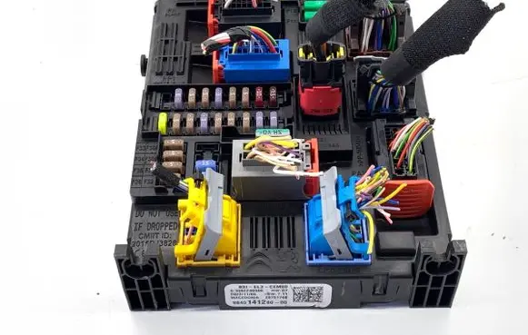 Opel Corsa F Other control units/modules 9845141280