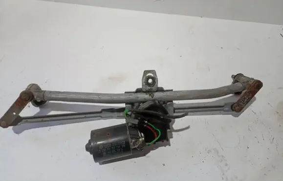 Front wiper linkage