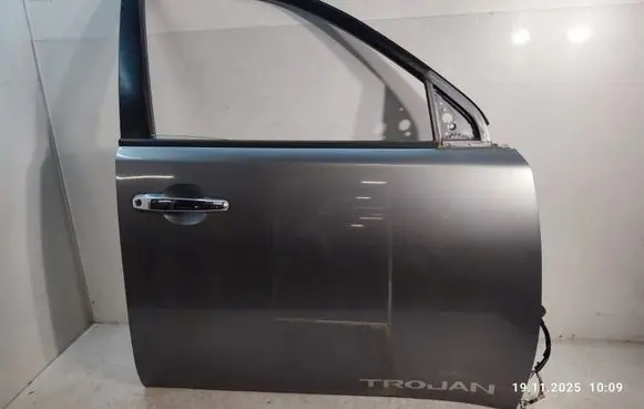 Mitsubishi L200 Front door 