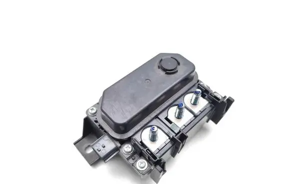 Nissan Qashqai J12 Battery relay fuse 243026RA0B 230320