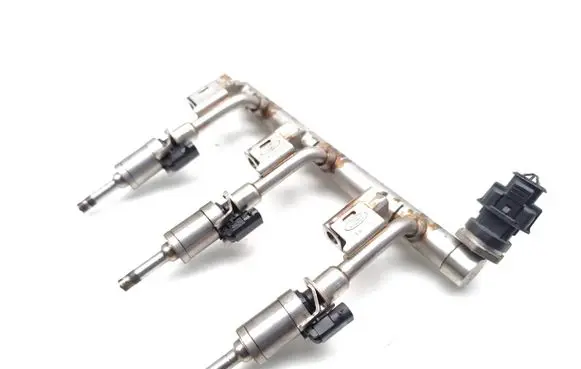 Ford Focus Fuel injectors set CM5G9H487HB