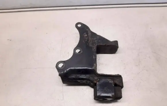 Audi A1 Gearbox mounting bracket 6R0199111A