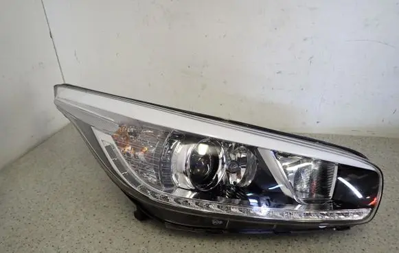 KIA Pro Cee'd II Headlight/headlamp 
