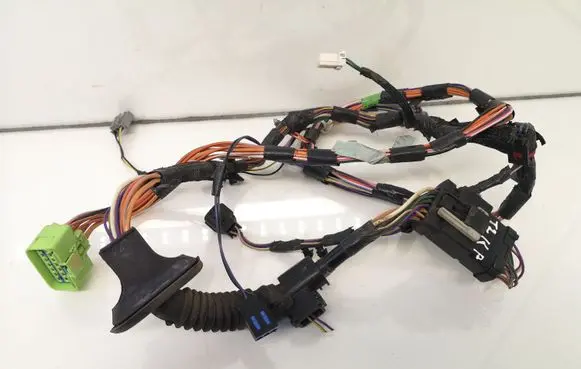 Chrysler Voyager Front door wiring loom 613AA 04868613AA