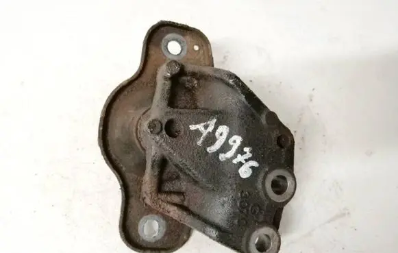Toyota Aygo AB10 Engine mount bracket
