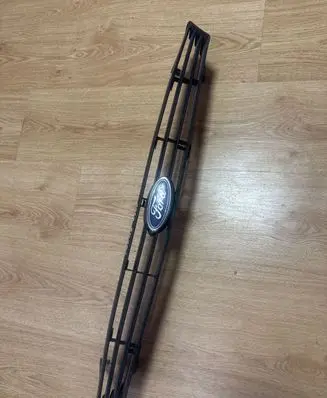 Ford Focus Front bumper upper radiator grill 98AB8200 98AB8200A