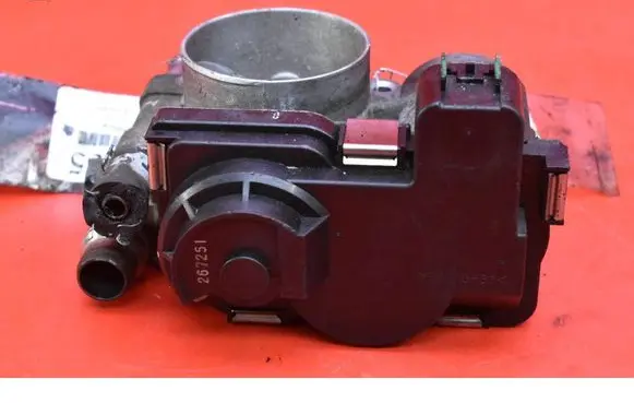 Opel Astra H Throttle body valve 055559227