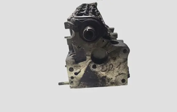 Renault Laguna II Engine head