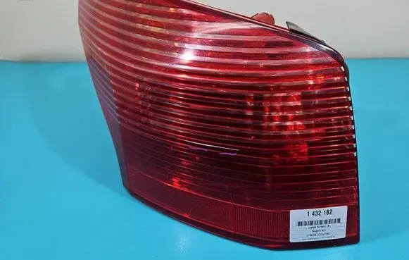 Peugeot 407 Rear/tail lights IMPRK1432182
