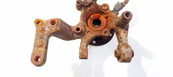 Volkswagen Golf V Rear wheel hub