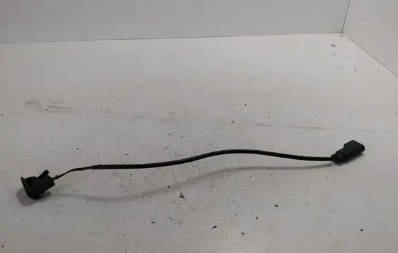 Windshield washer spray nozzle