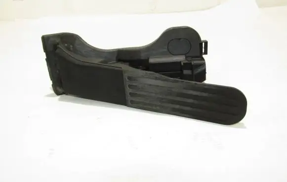 Volkswagen Golf VI Accelerator throttle pedal 1K1721503T