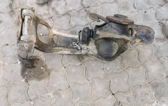 Citroen C5 Front wheel hub spindle knuckle 9661544680