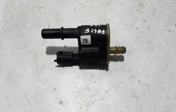 Chrysler Pacifica Valve 04627694AA