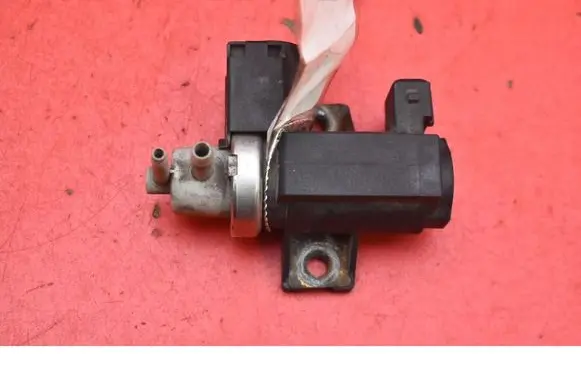 Opel Insignia A Vacuum valve 55558101