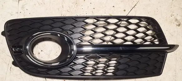 Audi Q5 SQ5 Front fog light trim/grill 8R0807681R