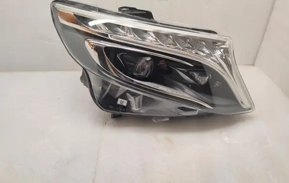 Mercedes-Benz Vito Viano W447 Headlight/headlamp