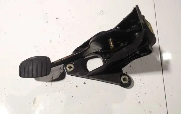 Renault Laguna II Clutch pedal 
