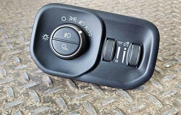 Light switch