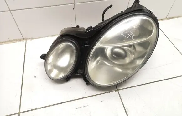 Mercedes-Benz E W211 Headlight/headlamp 15435901 5DD00831910 A0028202426