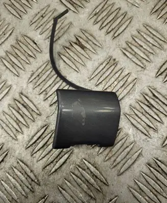 Volvo V50 Front tow hook cap/cover 3065587