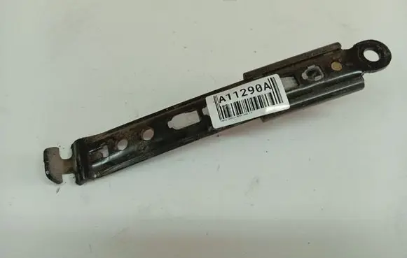 Toyota Corolla Verso AR10 Seat belt adjustment rail D526001