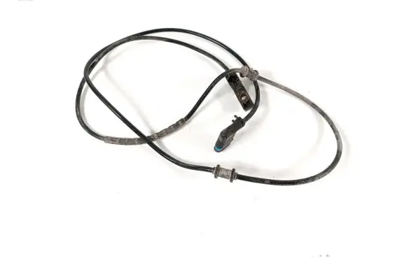 Mercedes-Benz GLK (X204) Brake pads wear sensor A2045404810