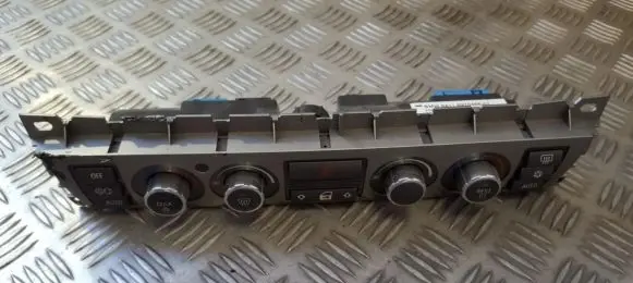 BMW 7 E65 E66 Climate control unit 6411697045601